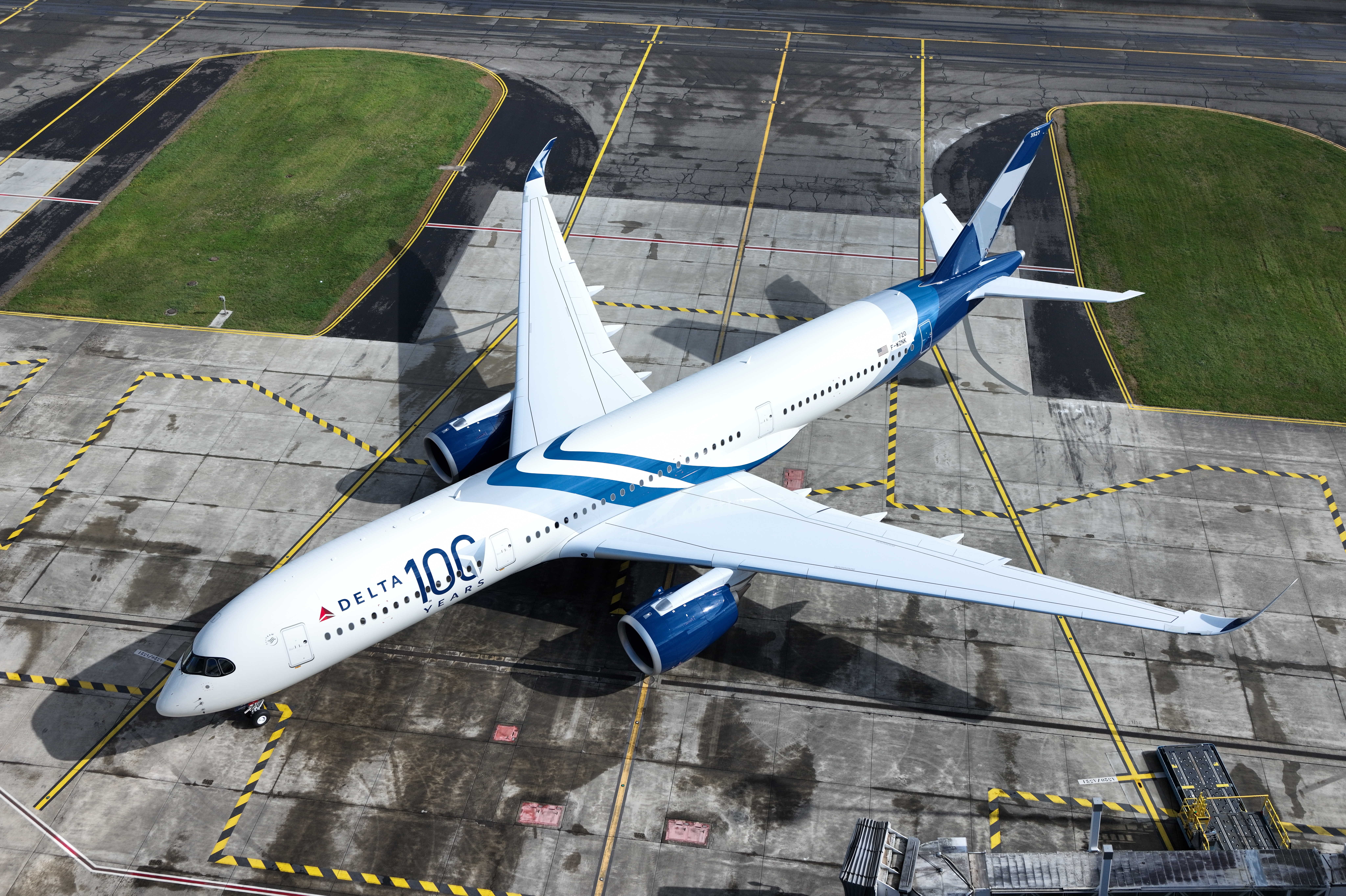 Delta 100 aircraft from above
