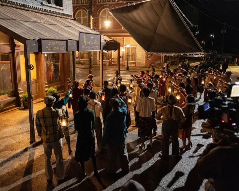 Filming a nighttime scene for "The Color Purple"