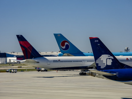 Planes At Hartsfield-Jackson International Airport