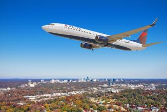 boeing plane flying