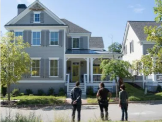 House in a neighborhood