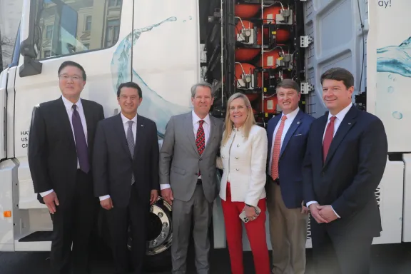 Governor Kemp, First Lady, Pat Wilson and Hyundai reps