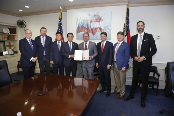 Governor Kemp and Hyundai reps